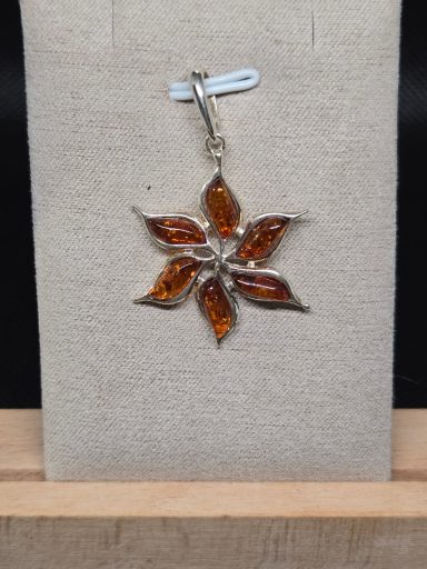 Pendentif Ambre naturelle et argent